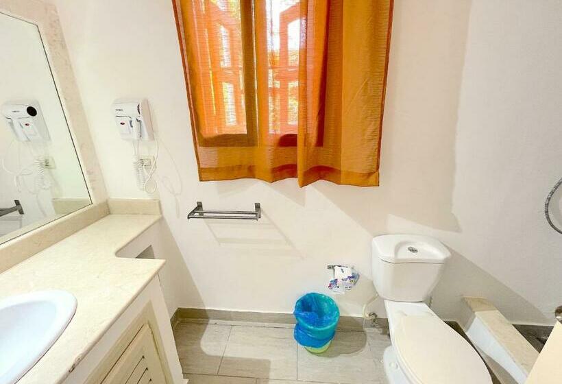 ویلای 1 خوابه با چشم‌انداز باغ, Oceanfront & Garden View Villas Hotel Wifi Bbq Parking Los Corales Beach Club & Spa