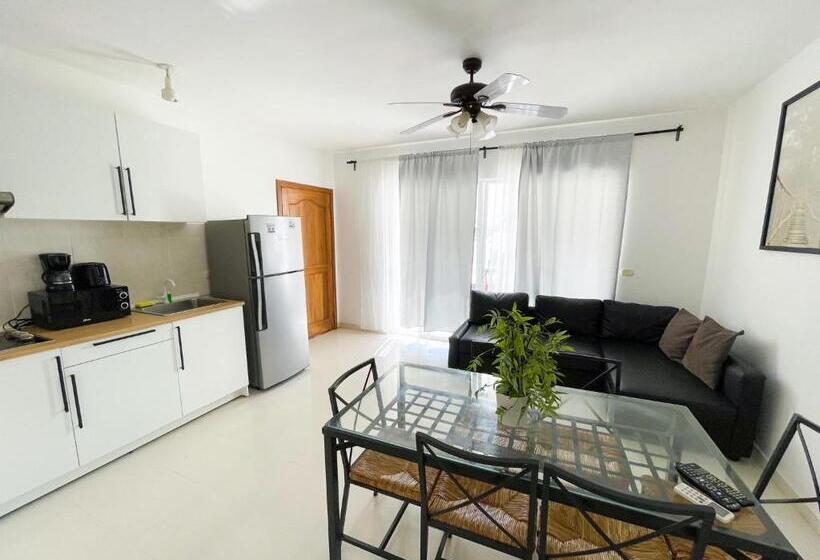 1 Bedroom Penthouse Apartment, Oceanfront & Garden View Villas Hotel Wifi Bbq Parking Los Corales Beach Club & Spa