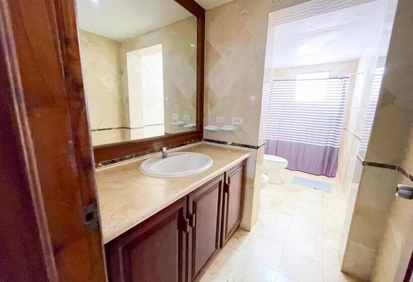 آپارتمان 1 خوابه با چشم‌انداز استخر, Oceanfront & Garden View Villas Hotel Wifi Bbq Parking Los Corales Beach Club & Spa