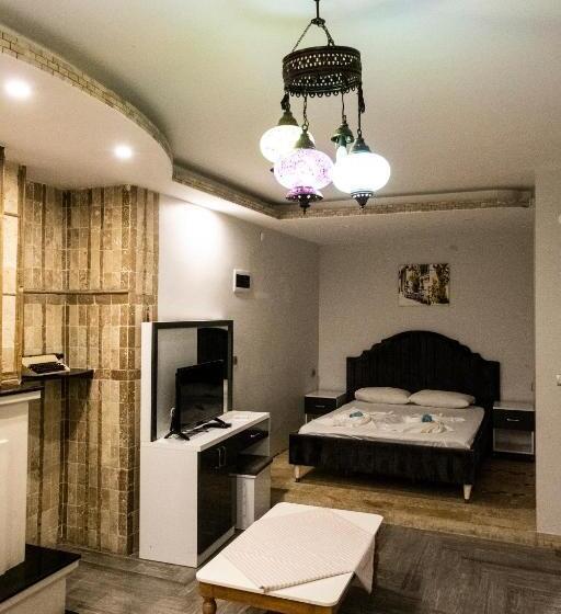 اتاق استاندارد با چشم‌انداز باغ, Stone House Buti̇k Otel