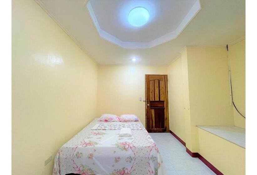 スタンダードルーム, Oyo 876 Escurel Inn Boracay