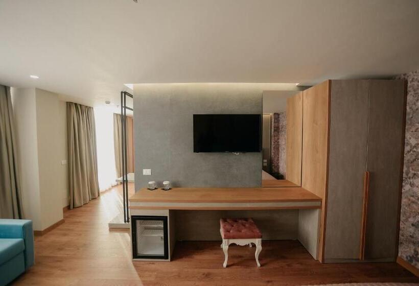 套房, Martiness Hotel Durres