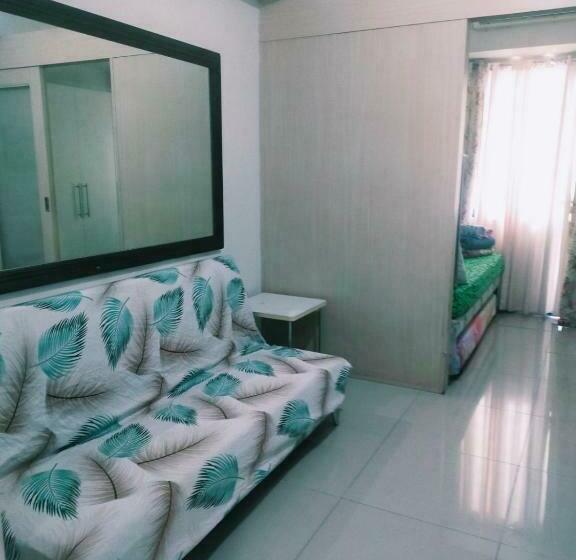 استودیو استاندارد با بالکن, Rhm Condostaycation At Sea Residence