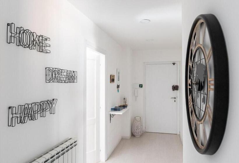 اتاق لوکس با بالکن, B&b Sapore Di Mare
