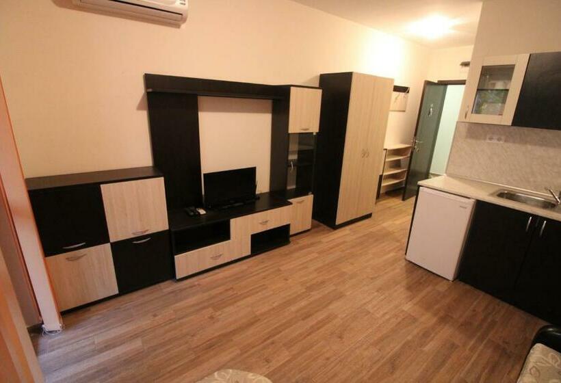 Студия Superior, Menada Apartments In Cascadas