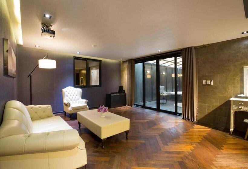 Апартаменты Пентхаус 2 Спальни, 2 Heaven Hotel Seomyeon