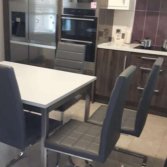 스탠다드 트리플 룸, Almara House