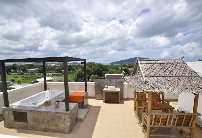 1 Bedroom Penthouse Apartment, Duangjai Residence