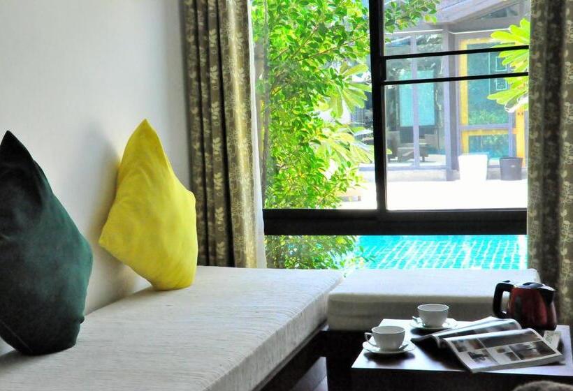 Номер Deluxe Вид на Бассейн, Family House Zen Boutique Resort