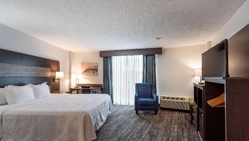 חדר סטנדרט מותאם לאדם עם מוגבלויות, Holiday Inn Express And Suites Bryant   Benton Area, An Ihg