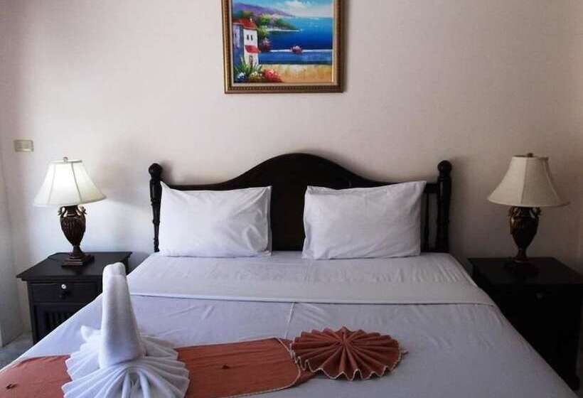 Quarto Estandar, Panupong