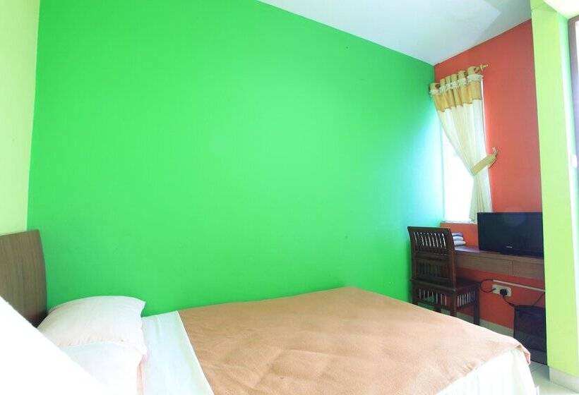 Номер Deluxe, The Nancy S Homestay Pekanbaru Mitra Reddoorz