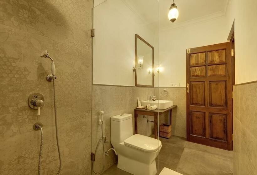 اتاق استاندارد, Saraca Hotel Lucknow