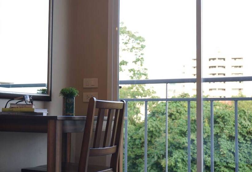 스탠다드 룸, Chompu Nakarin Apartment