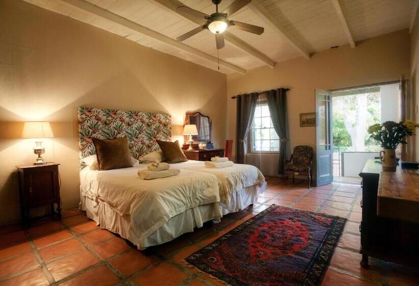 스위트, The Willow Historical Guest House