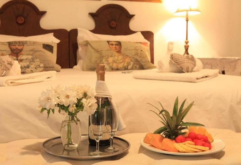 스위트, The Willow Historical Guest House