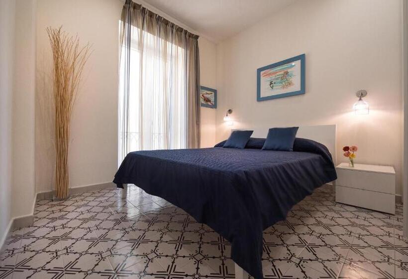 آپارتمان 1 خوابه با تراس, Ravello House