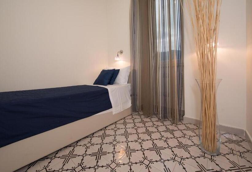 آپارتمان 2 خوابه, Ravello House