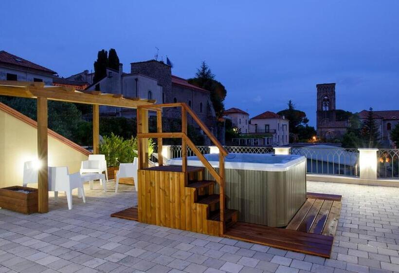 آپارتمان 1 خوابه با تراس, Ravello House