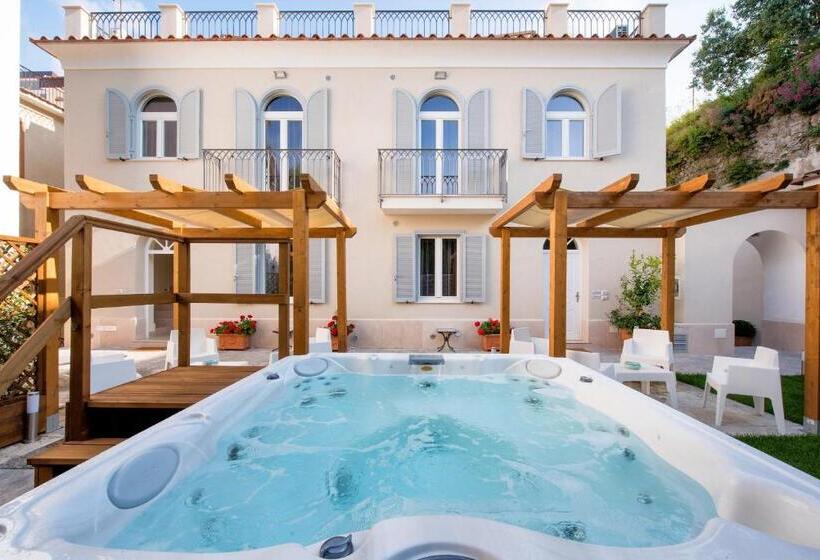 آپارتمان 2 خوابه, Ravello House