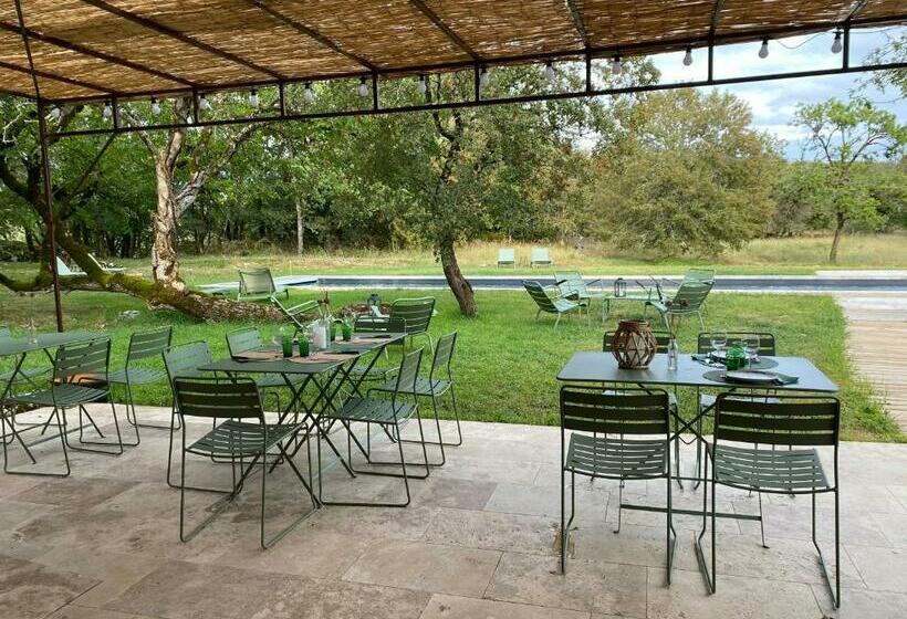Номер Superior, Le Domaine Quercus