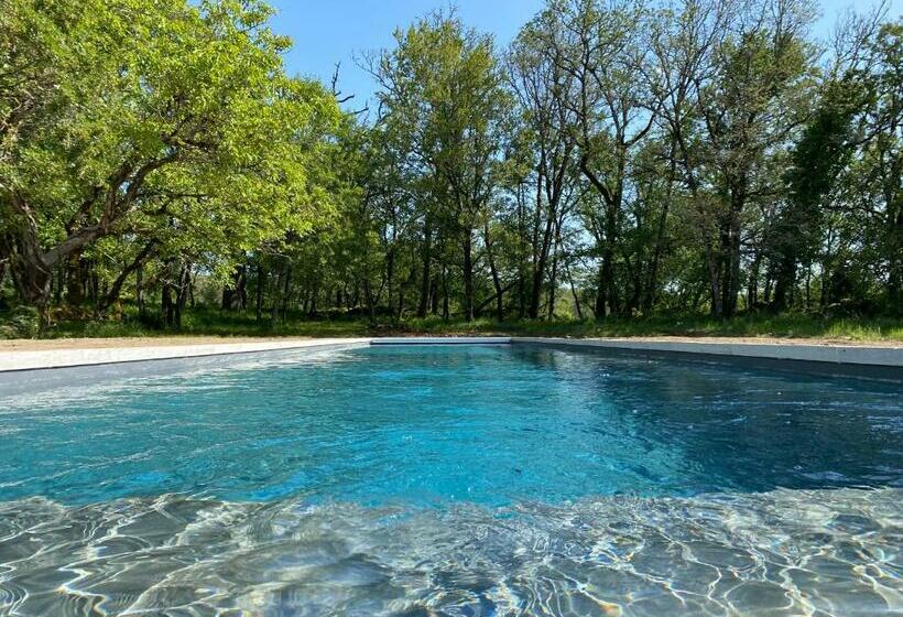 Трехместный Номер Superior, Le Domaine Quercus