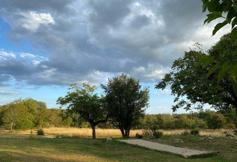 Дом 1 Спальня, Le Domaine Quercus