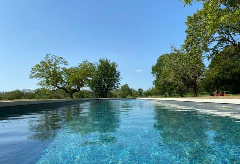 Номер Стандарт Вид на Парк, Le Domaine Quercus