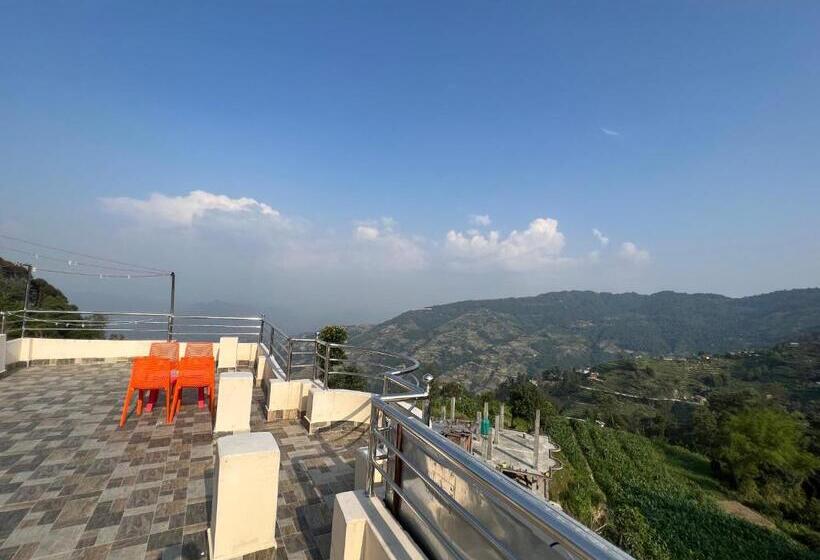 غرفة قياسية مزوَّدة بشُرفة, Village View Nagarkot