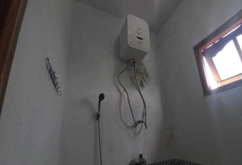 Номер Стандарт, Oyo 92629 Pondok Kawandya