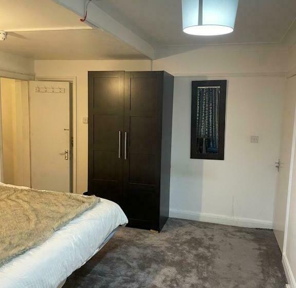 Номер Стандарт, Edgware Rooms
