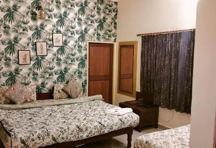 Quarto Deluxe com Sacada, Singhasan House