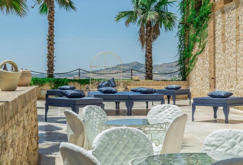 سوییت, Castello Ducale Colonna Resort