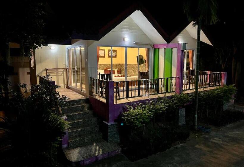 스탠다드 테라스 룸, Mae Somboon House
