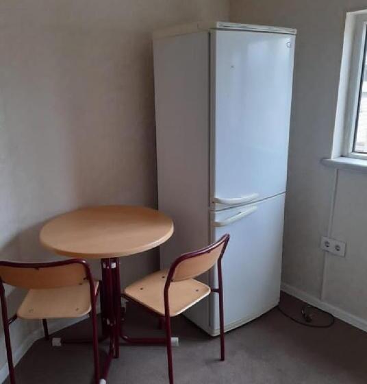 חדר סטנדרט, Shah Hostel