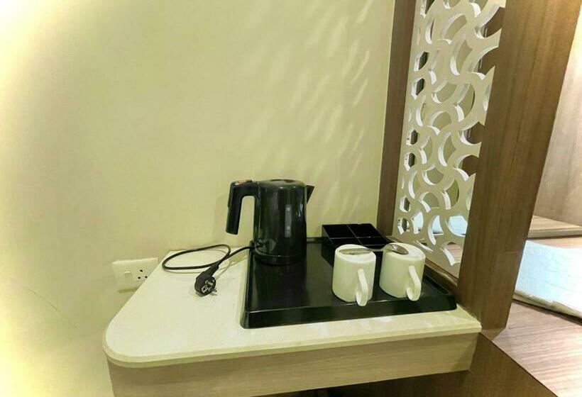 Номер Deluxe, Kuber Palace ! Puri Near Sea Beach And Temple Fully Air Conditioned Hotel With Lift And Parking Faci
