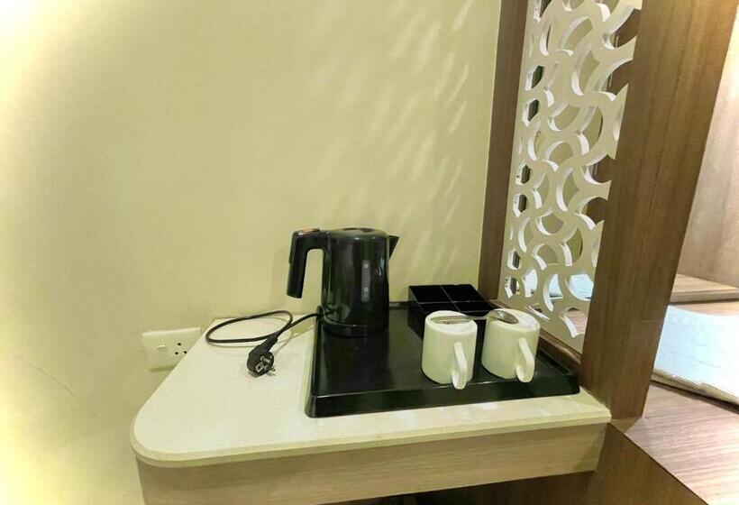 Номер Deluxe, Kuber Palace ! Puri Near Sea Beach And Temple Fully Air Conditioned Hotel With Lift And Parking Faci