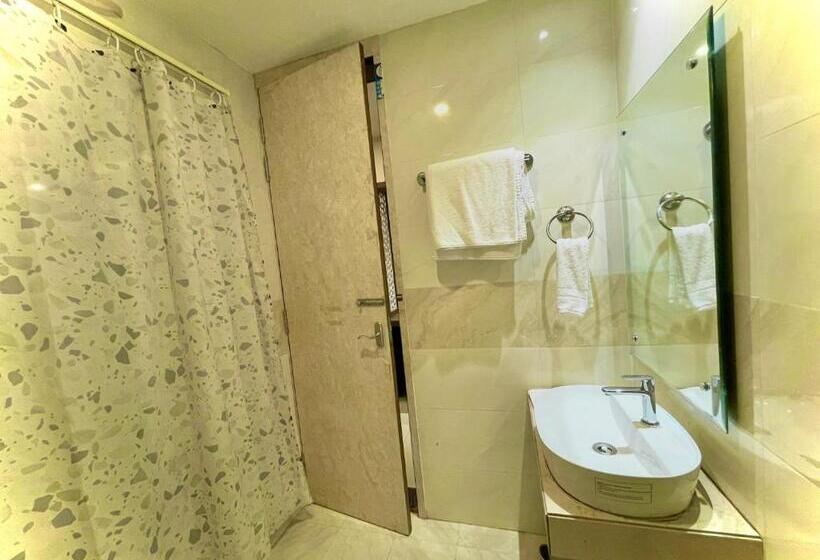 غرفة إقتصادية ثلاثية, Kuber Palace ! Puri Near Sea Beach And Temple Fully Air Conditioned Hotel With Lift And Parking Faci