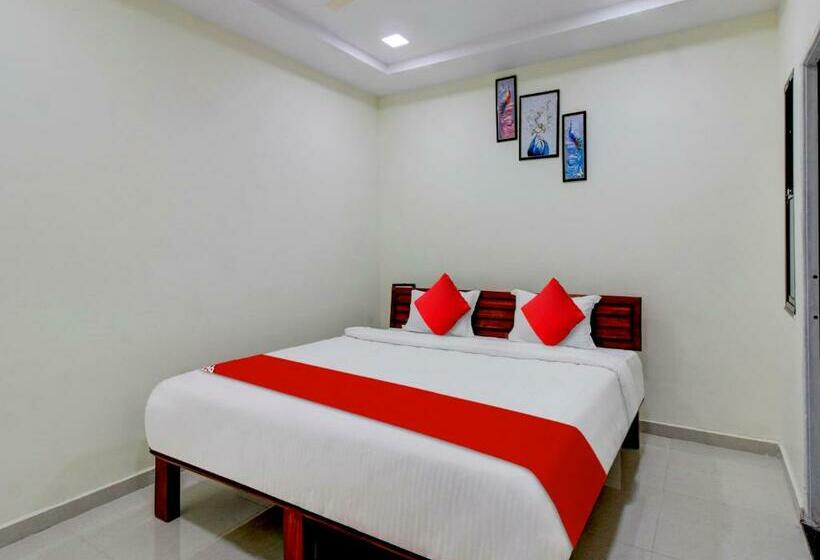 Трехместный Номер Классика, Oyo Flagship 81305 Mks Lodging Boarding