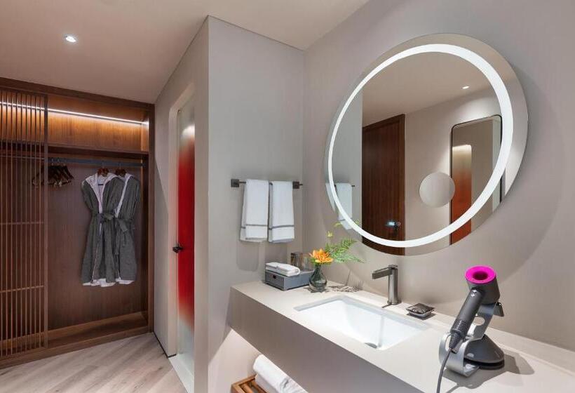 Habitación Cuádruple Deluxe, Urcove By Hyatt Qingcheng Mountain Hot Spring