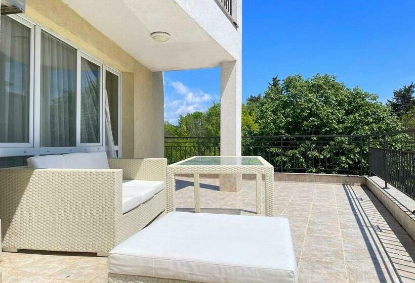 Apartamento 1 Dormitório com Terraço, Ravda Family Resort. Park&sea