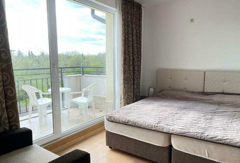Quarto Triplo Comfort, Ravda Family Resort. Park&sea