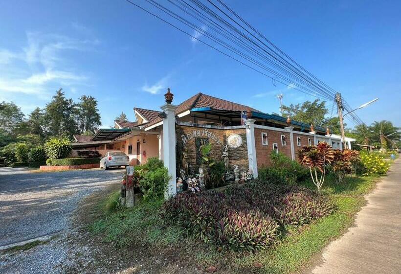 Номер Deluxe, พิณทอง รีสอร์ท