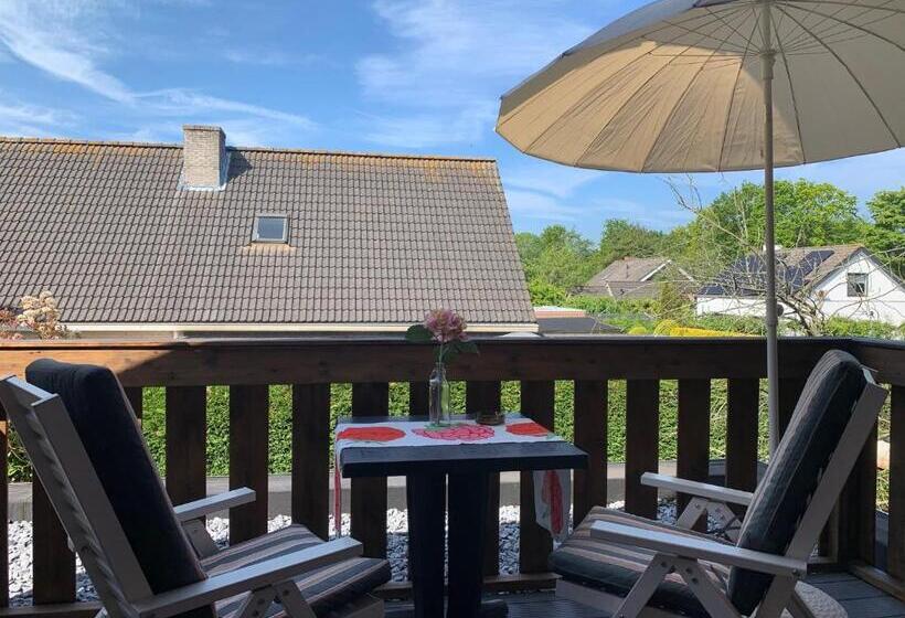 Номер Стандарт с Балконом, B&b Oostkapelle Aan Zee