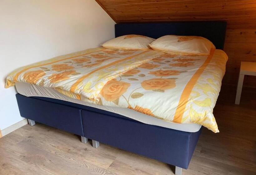 Номер Стандарт с Балконом, B&b Oostkapelle Aan Zee