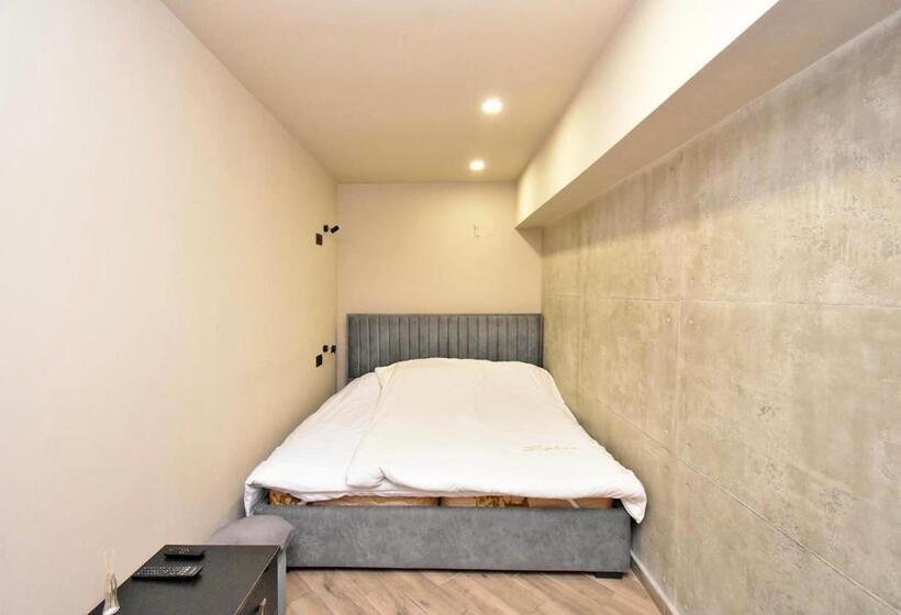 اتاق استاندارد, Guest House Green