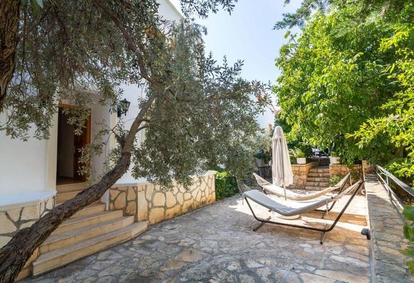 آپارتمان 1 خوابه, Korsan Apartment No.17