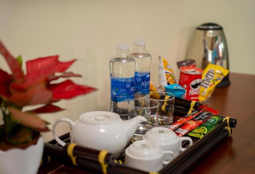 اتاق لوکس با چشم‌انداز باغ, Hoi An Heart Hostel Villa   Bespoke