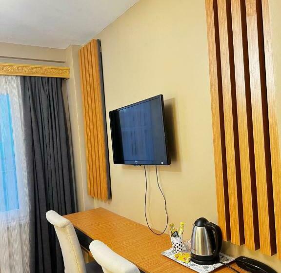 استودیوی استاندارد, Taksim Cetinkaya Suite