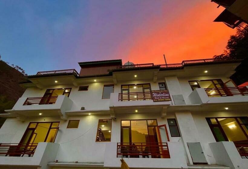 디럭스 룸, Winterline Resort, Kasol   A Four Star Luxury Resort